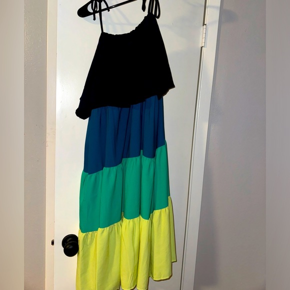 Time and Tru | Tiered Dress - Picture 1 of 2